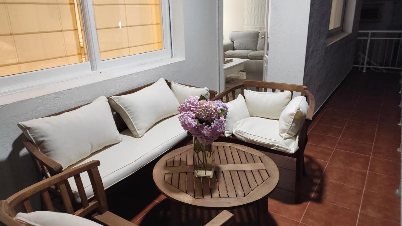 Precioso Piso En Playa America Con Jardin Privado. Nigran Bagian luar foto