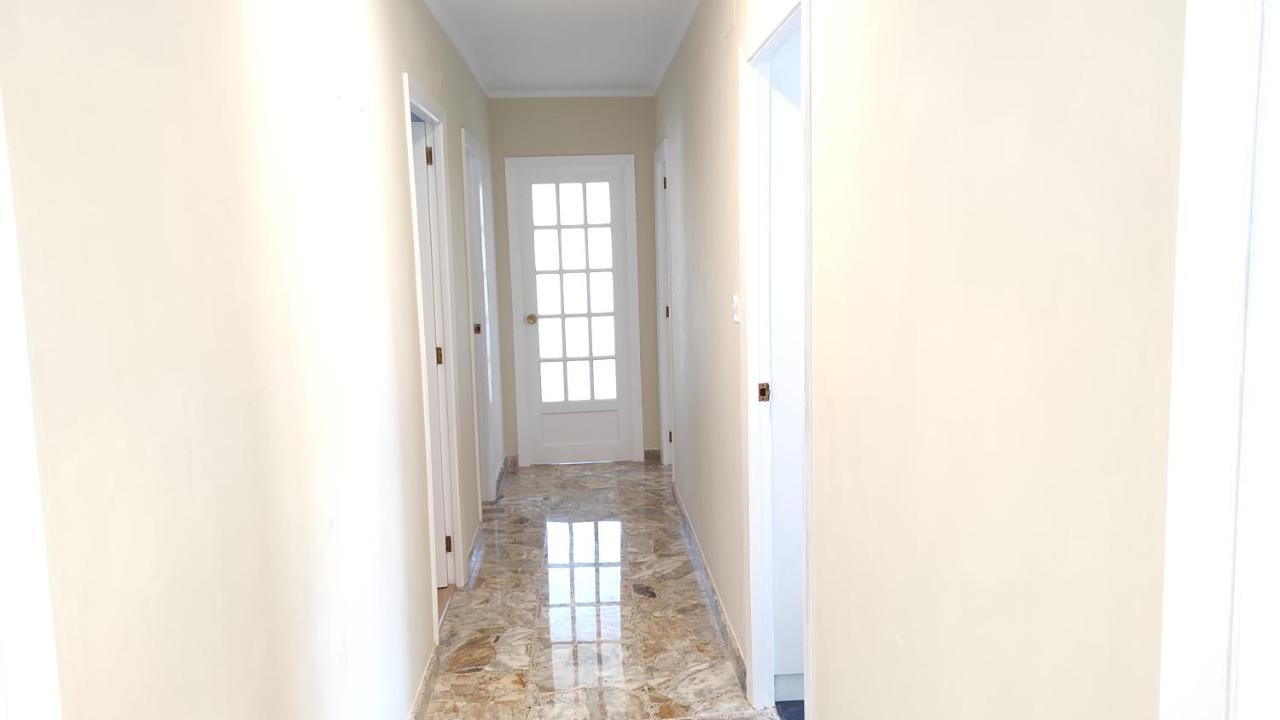 Precioso Piso En Playa America Con Jardin Privado. Nigran Bagian luar foto
