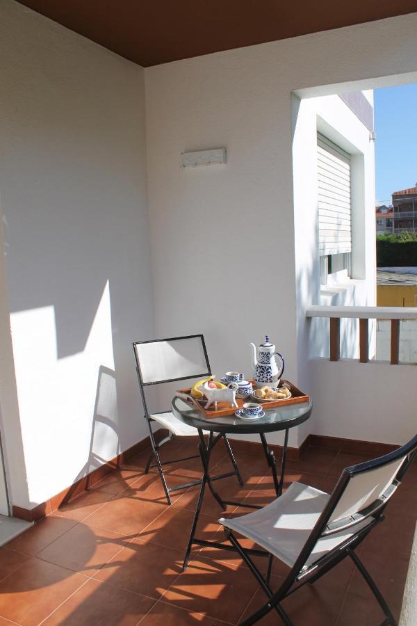 Precioso Piso En Playa America Con Jardin Privado. Nigran Bagian luar foto